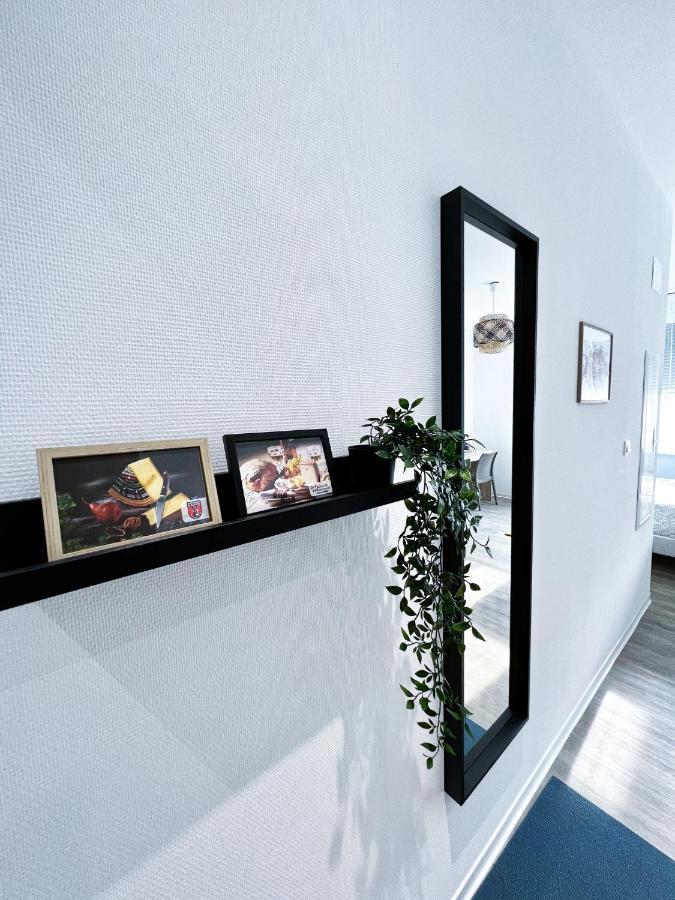 Le Paradis Fiscal, 5min Bale, Parking Prive Apartment *